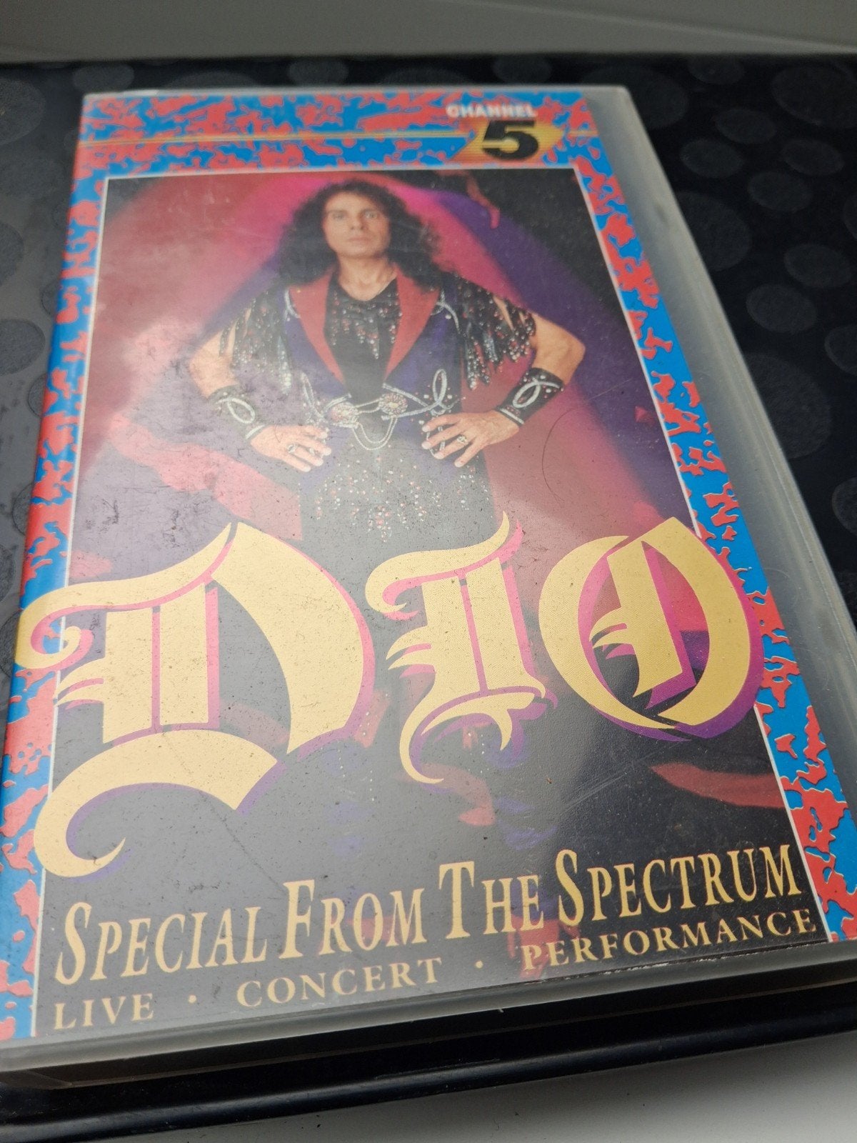 "special From The Spectrum" van DIO, Alle leeftijden, Ophalen of Verzenden, Gebruikt, Komedie