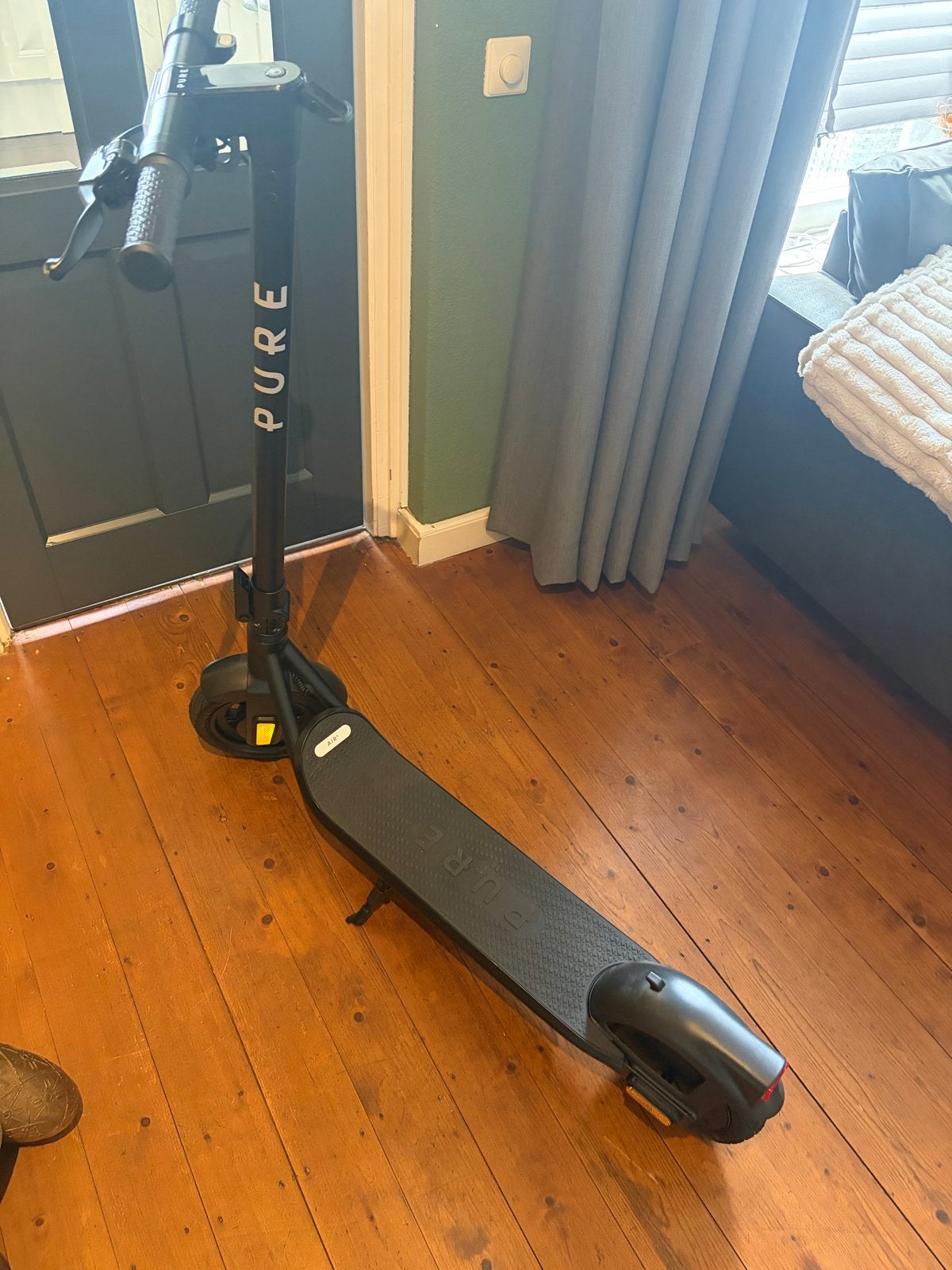 Pure elektrische step - Zo goed als nieuw, Fietsen en Brommers, Steps, Ophalen of Verzenden, Zo goed als nieuw, Elektrische step (E-scooter)