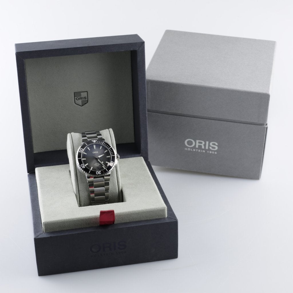 Oris Aquis Date Calibre 400 01 400 7769 4154-07 8 22 09PEB, Flex Ltd., Gebruikt, https://flex.com/contact-us, Nobelstraat 10, 5807 GA Oostrum LB, Limburg, Nederland