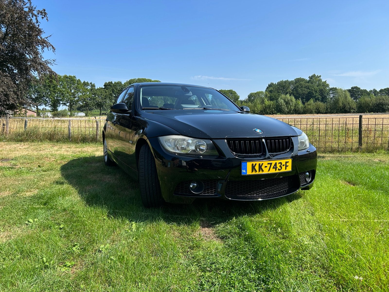 BMW 3-Serie 2.0 I 318 2006 Zwart, Zwart, 4 cilinders, 129 pk, Zwart