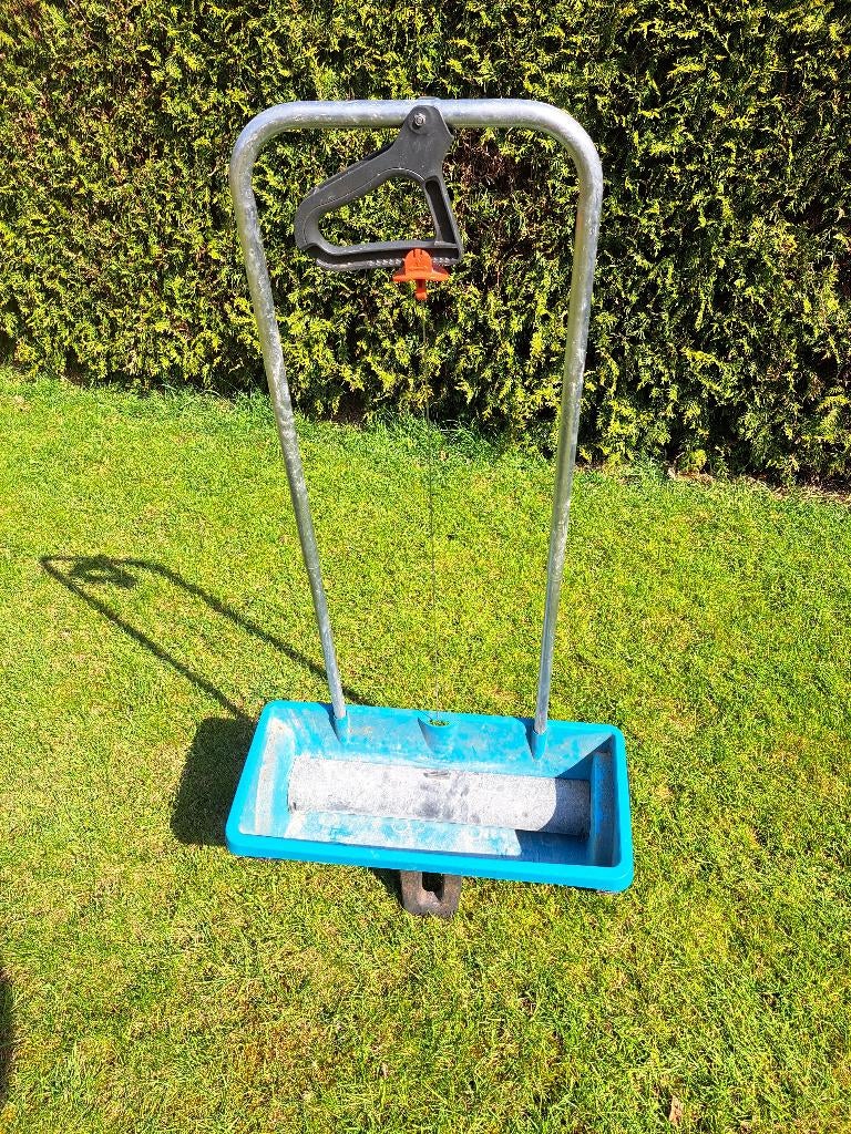 Strooiwagen voor kunstmest/ kalk/ zout, Ophalen, Kunstmest