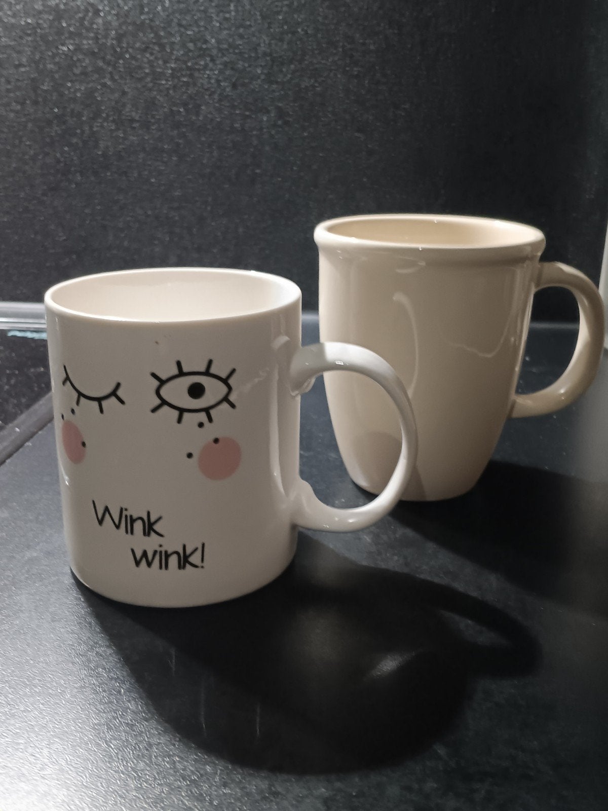 Set van 2 mokken: 'Wink wink!' en effen wit, Ophalen of Verzenden, Steen/keramiek, Wit, Overige merken