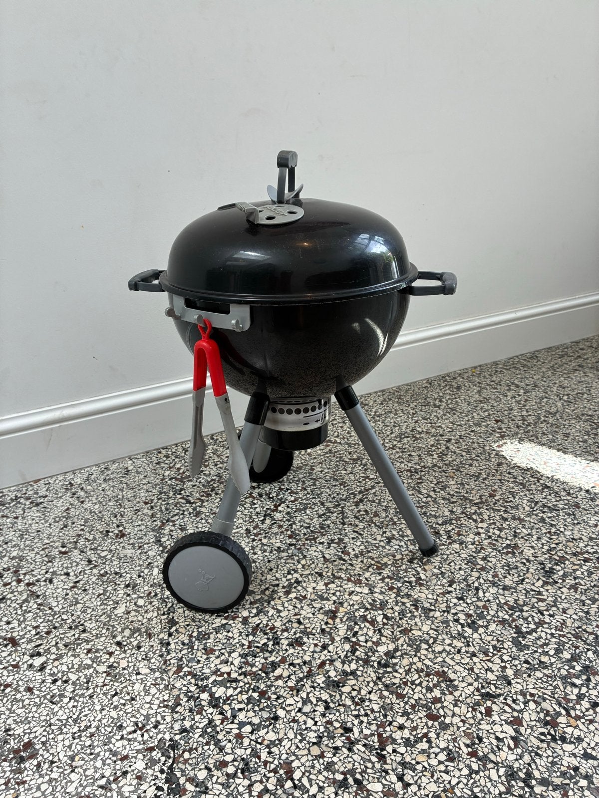 Weber Kettle speelgoed BBQ met accessoires, Kinderen en Baby's, Ophalen, Gebruikt