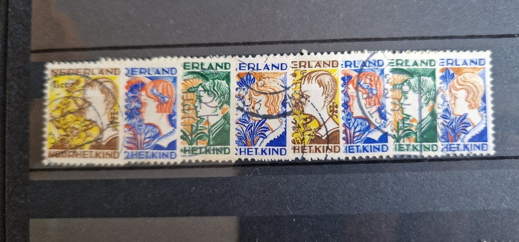 2x NVPH 248-251 gestempeld. Kinderzegels 1932., Verzenden, T/m 1940, Gestempeld