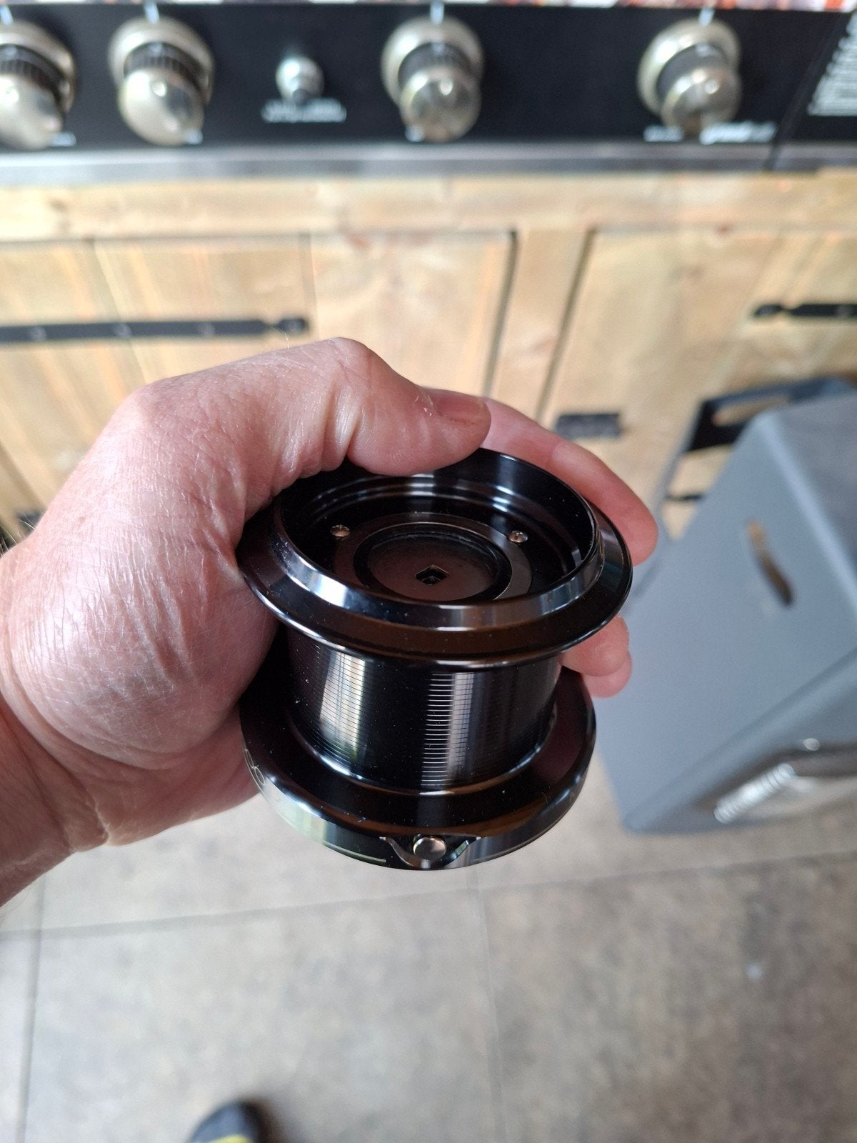 GEZOCHT SHIMANO XTB 14000 SPOEL, Ophalen, Zo goed als nieuw, Gps of Kompas