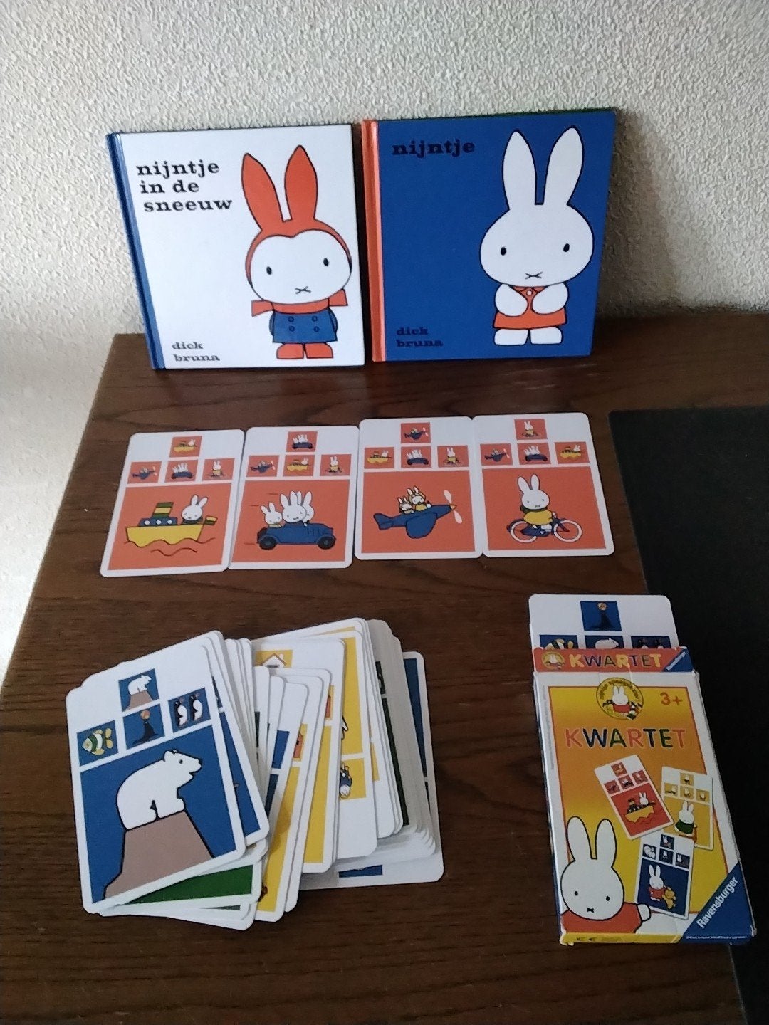 Nijntje boeken en kwartetspel - Dick Bruna, Drie of vier spelers, Ophalen of Verzenden, Zo goed als nieuw, Dick Bruna, Ravensburger