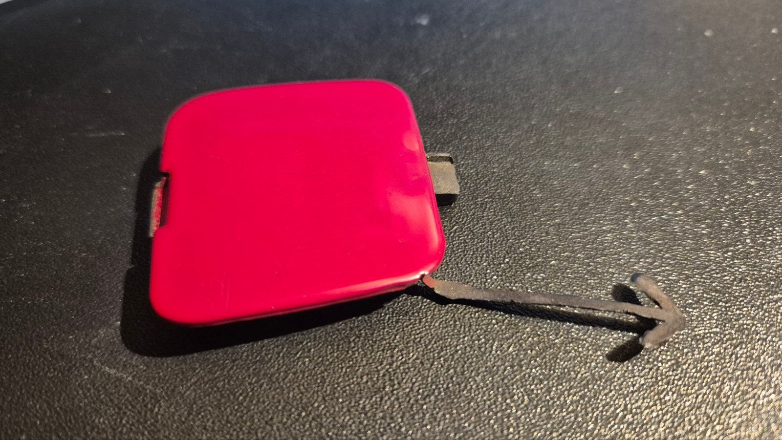 Trekhaakafdekking rood - Gebruikt, Auto-onderdelen, Gebruikt, Ophalen of Verzenden, Achter, Bumper