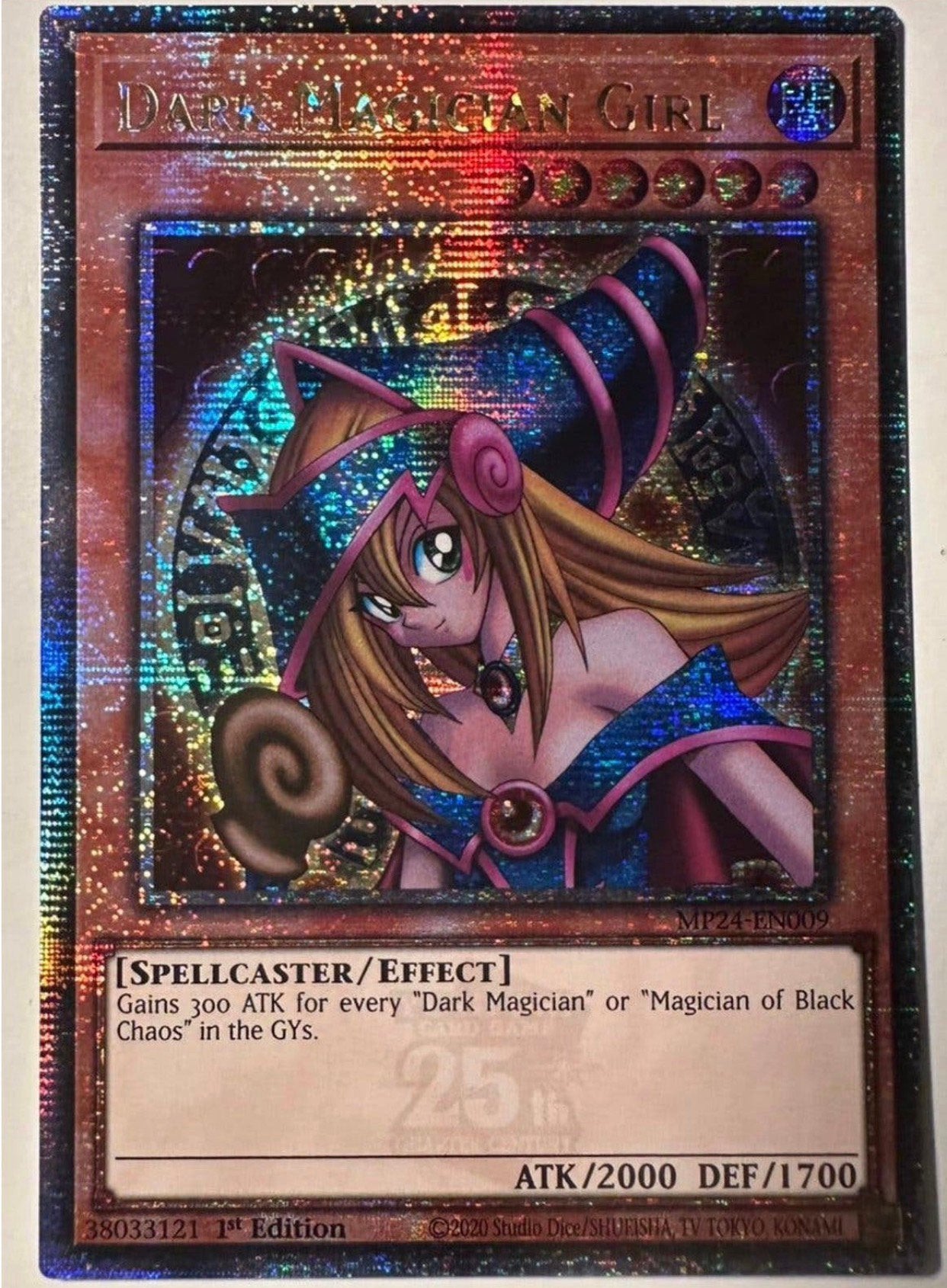Yu-Gi-Oh! Dark Magician Girl MP24 1st Ed Quartercentury !, Hobby en Vrije tijd, Ophalen of Verzenden, Zo goed als nieuw, Losse kaart