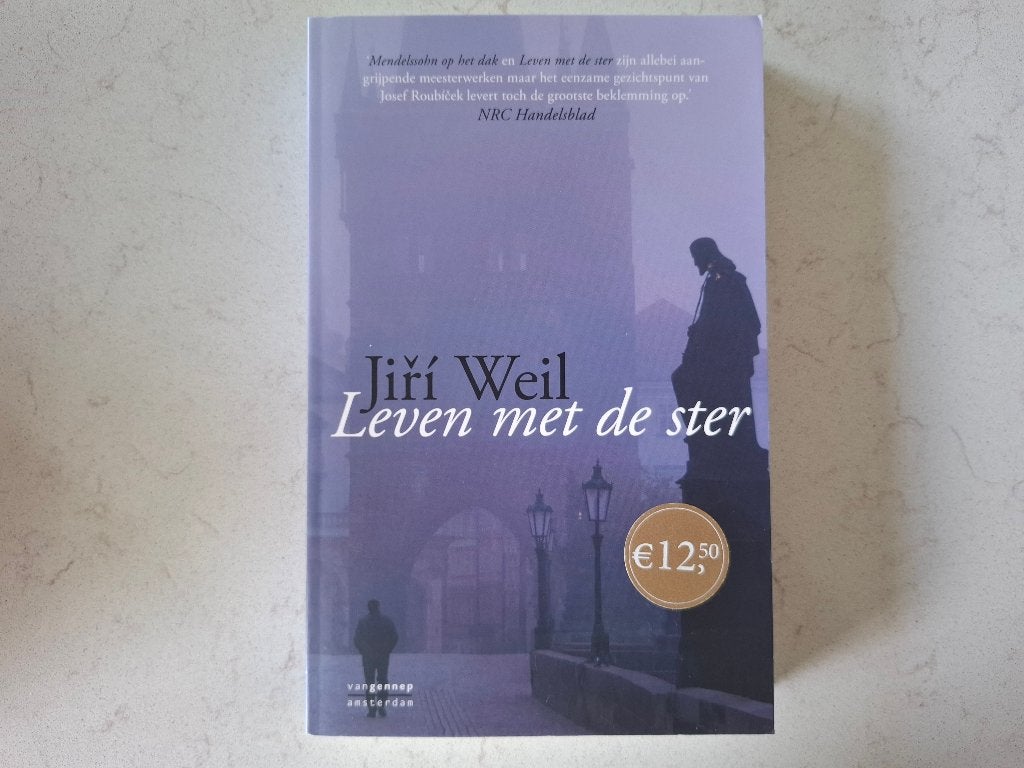 Jiří Weil - Leven met de ster (Paperback, 2013), Europa overig, Jiří Weil, Ophalen of Verzenden, Zo goed als nieuw
