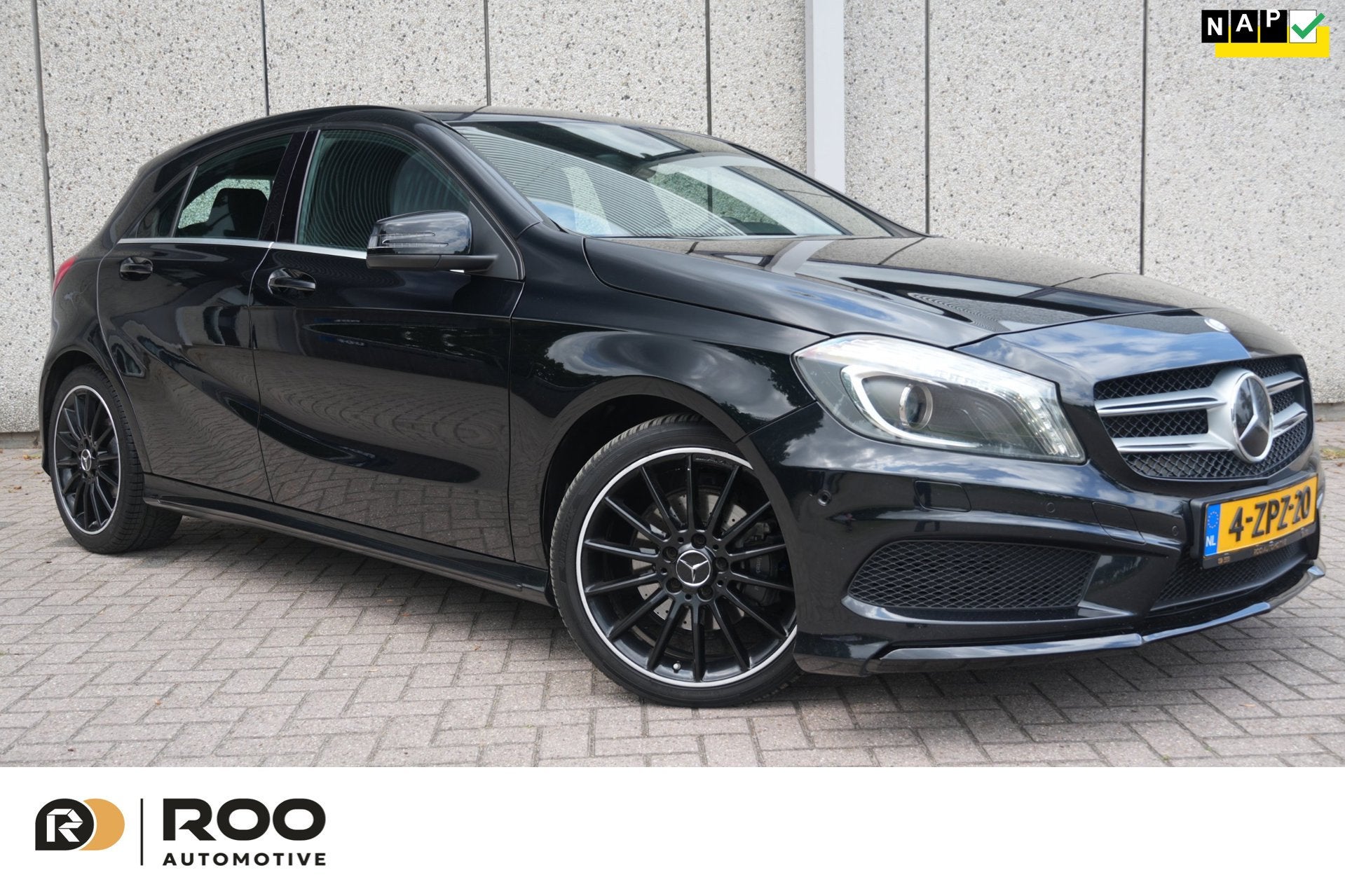 Mercedes-Benz A-klasse 180 AMG Ambition NL AUTO,NIEUWE APK,H