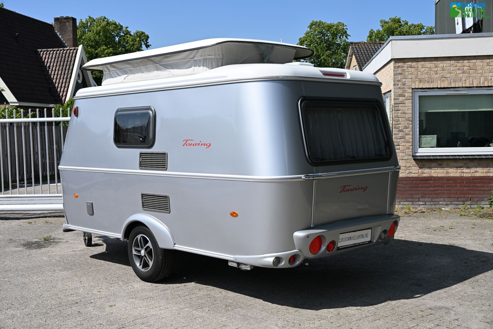 Eriba Touring Triton 418 GT Hefdak|Unico Voortent|BOVAG2025, Standaardzit, Bedrijf, 4 tot 5 meter, Eriba