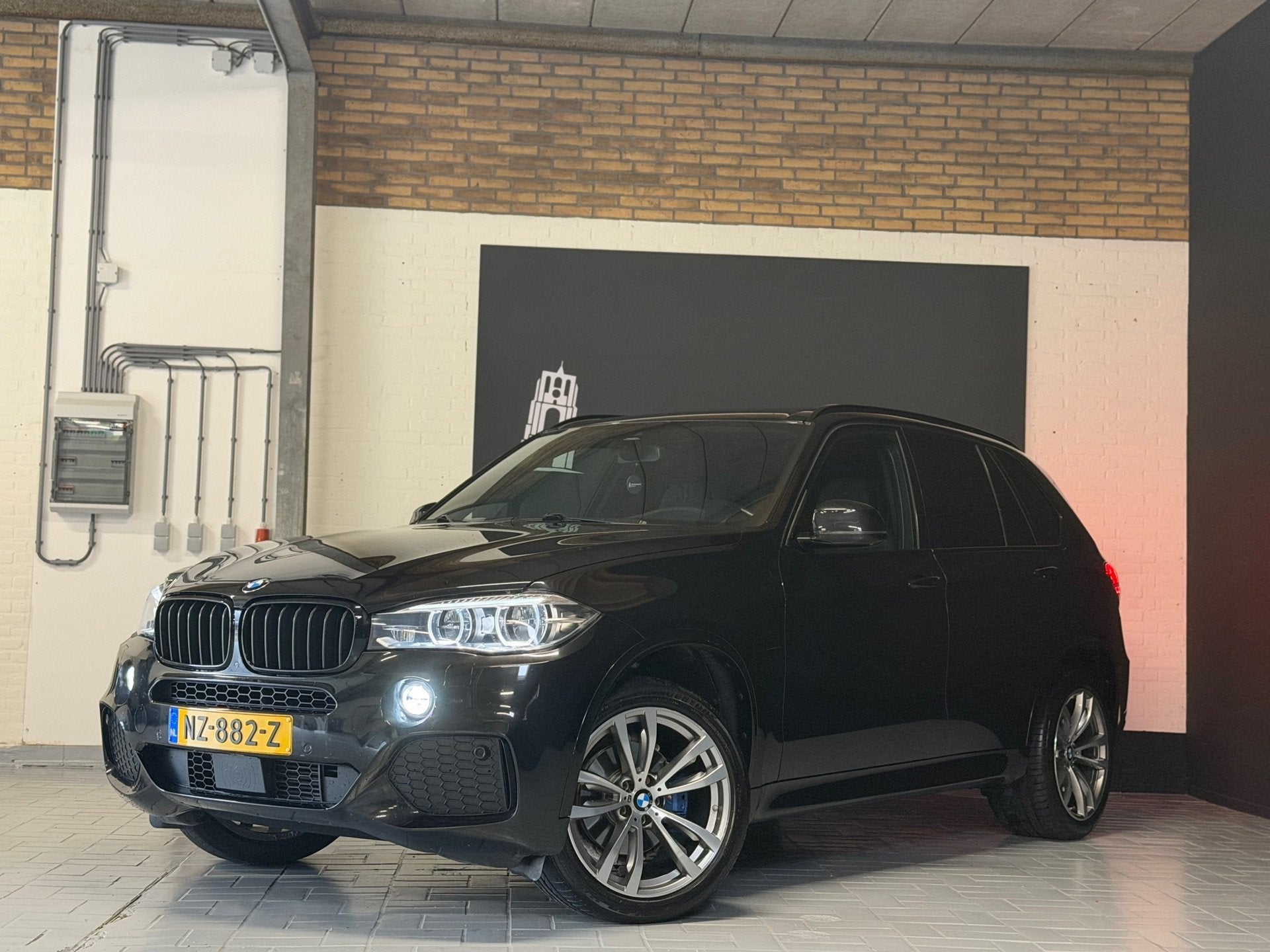 BMW X5 XDrive30d High Executive | M-Pakket | Pano | 360 Ca, Auto's, Gebruikt, 2993 cc, 259 pk, Zwart