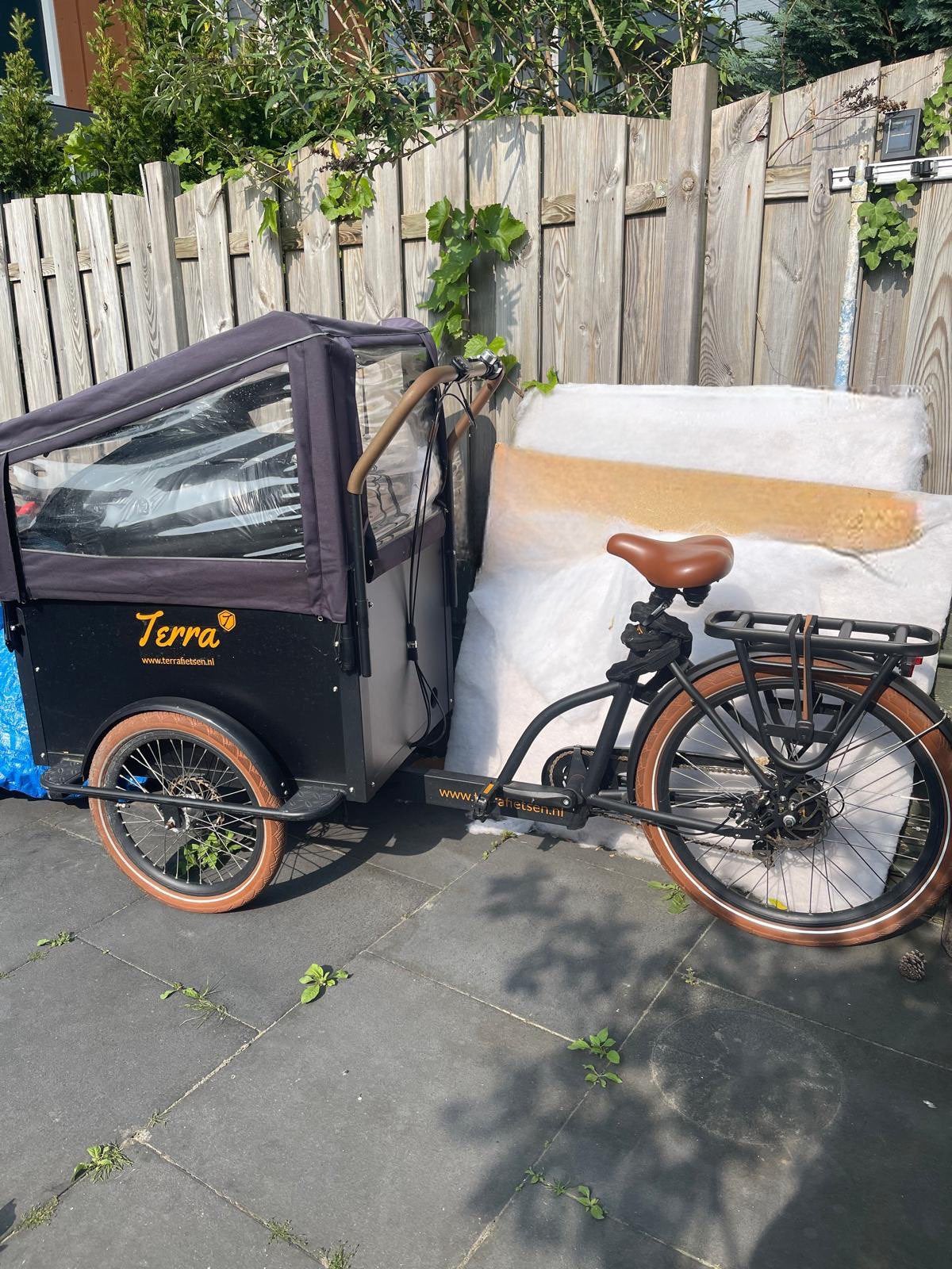 Elektrische Terra bakfiets, Ophalen, Gebruikt, 4 kinderen of meer