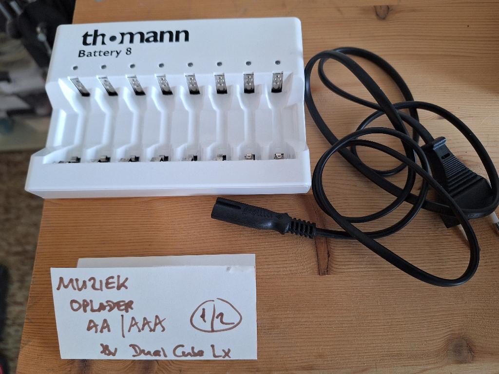 Thomann lader, Ophalen of Verzenden, Zo goed als nieuw, Elektrische gitaar