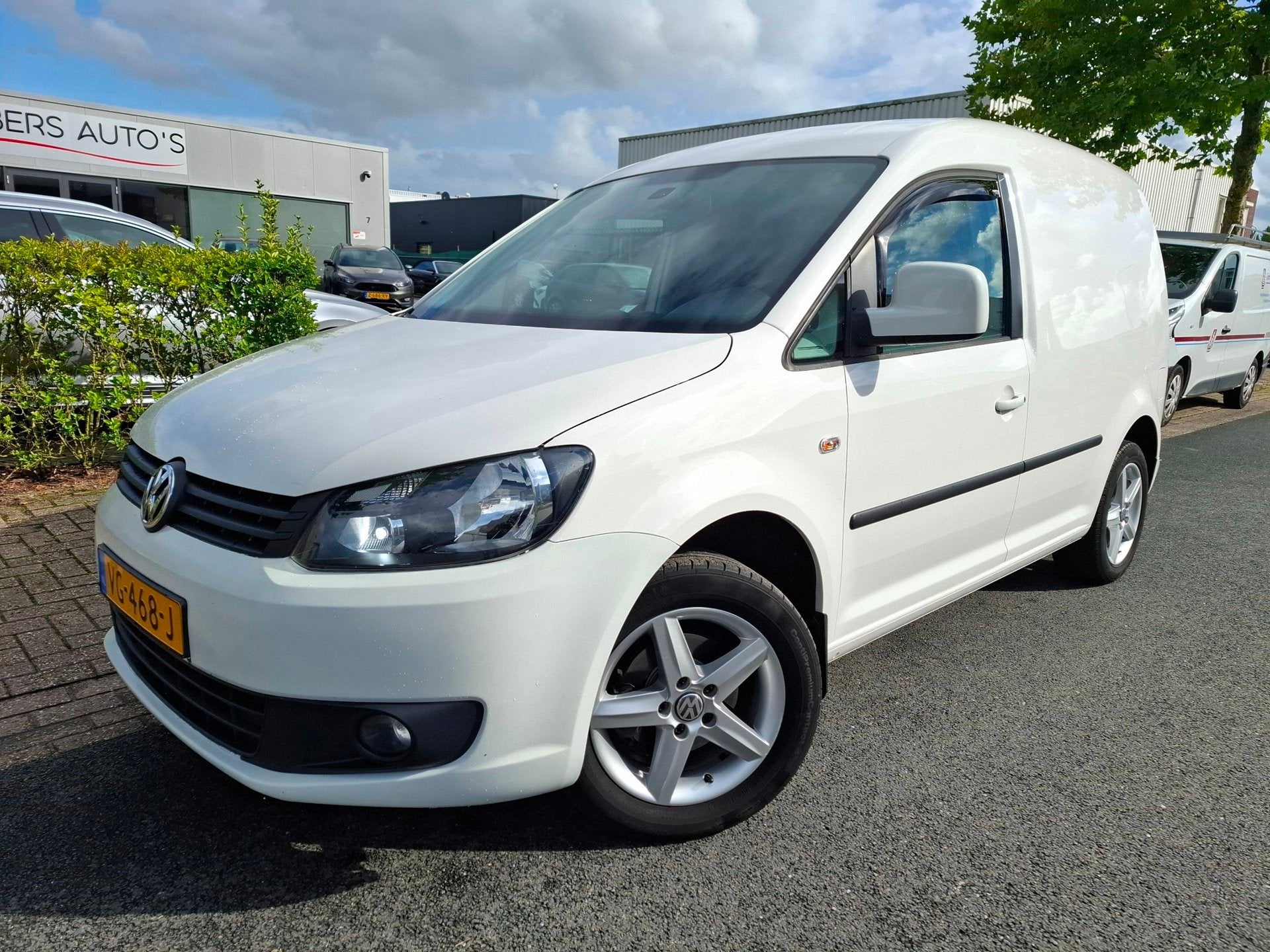 Volkswagen Caddy 1.6 TDI BMT AIRCO/CRUISE/NAVI/PDC!, Voorwielaandrijving, Euro 5, Gebruikt, Navigatiesysteem