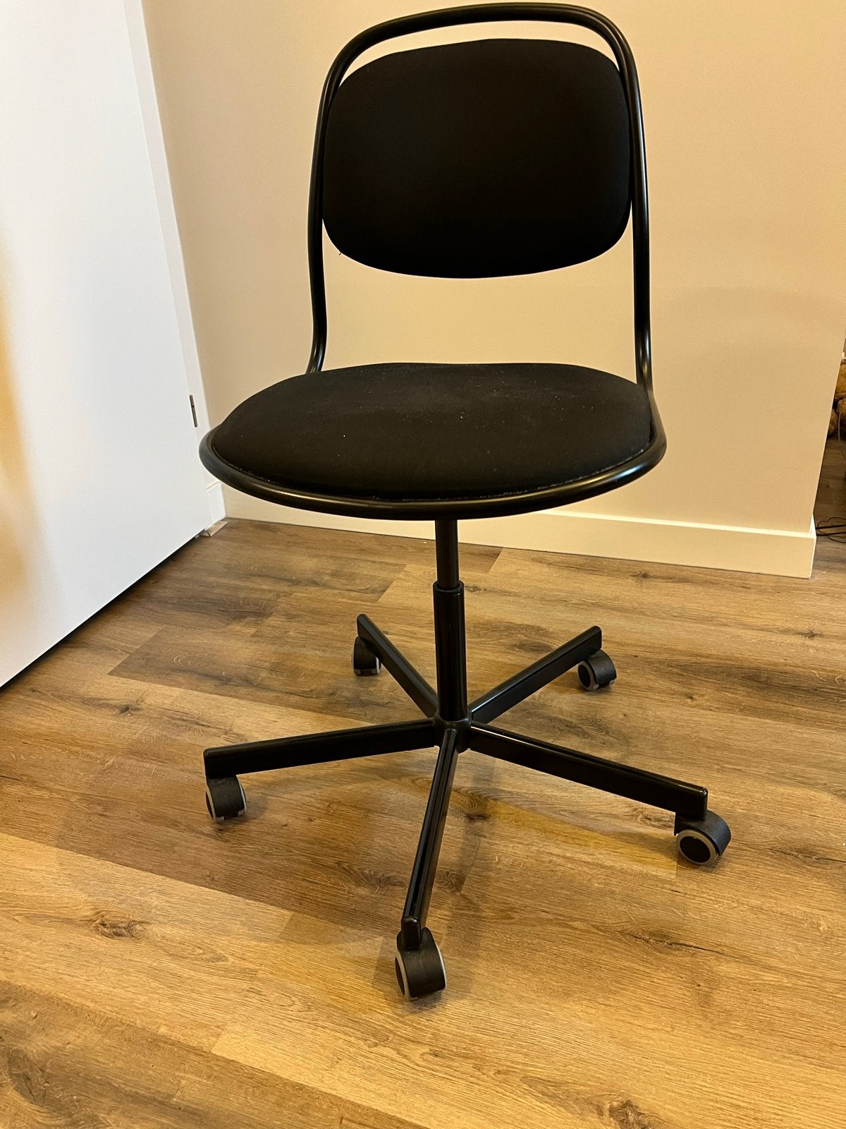 IKEA ÖRFJÄLL bureaustoel - Zwart, Huis en Inrichting, Bureaustoelen, Ophalen, Gebruikt, Zwart, Bureaustoel