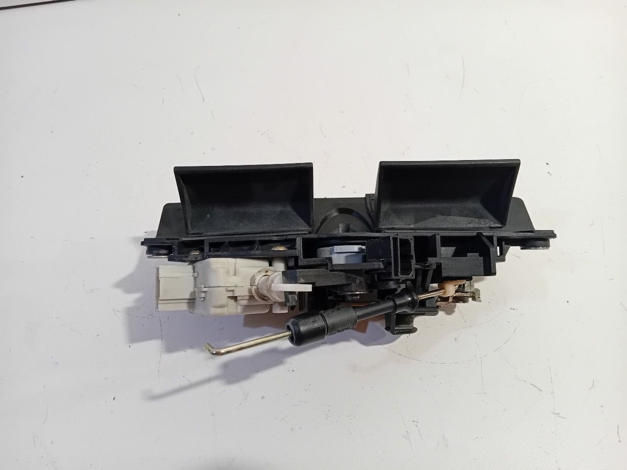 Achterklep ontgrendeling Audi RS 6, Auto-onderdelen, Carrosserie en Plaatwerk, Onderdelen@venauto.nl, Van der Ven Autorecycling B.V.