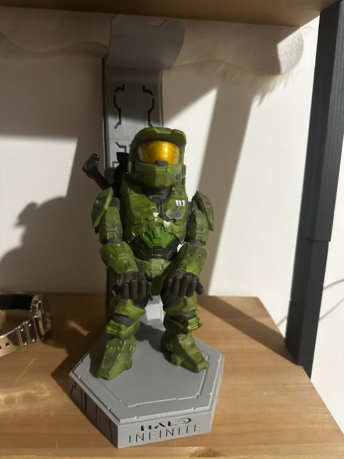 Halo Infinite Master Chief Controller Houder, Ophalen of Verzenden, Zo goed als nieuw