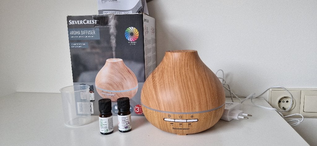 SilverCrest Aroma Diffuser met etherische oliën, Ophalen of Verzenden, Zo goed als nieuw, Luchtbevochtiger