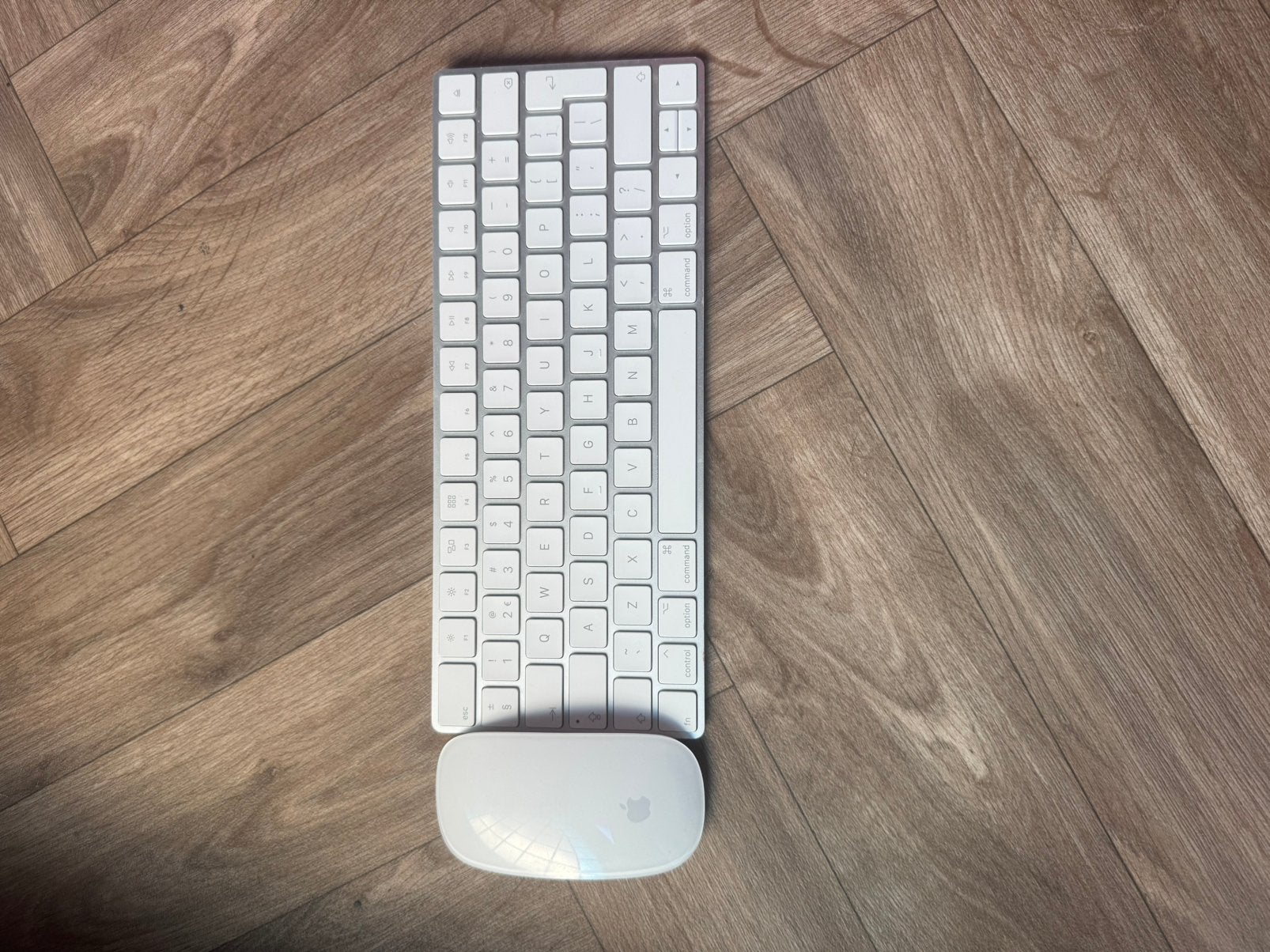 Apple Magic Keyboard + Magic Mouse 2 – A1644 & A1657 (m2443954314