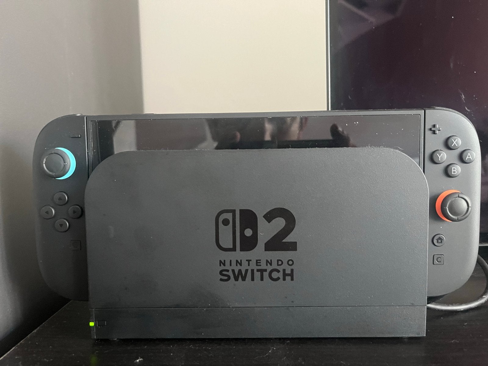 Nintendo Switch 2 - New Condition, Switch 2019 Upgrade, Met 2 controllers, Ophalen of Verzenden, Zo goed als nieuw