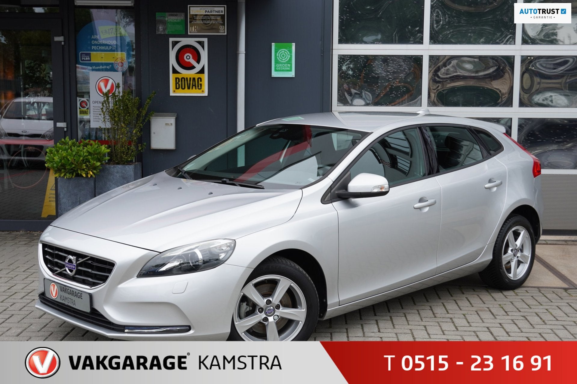 Volvo V40 1.6 T2 120PK Summum Airco/Cruise/PDC/Stoelverw., Auto's, Voorwielaandrijving, Stof, Gebruikt, Zwart