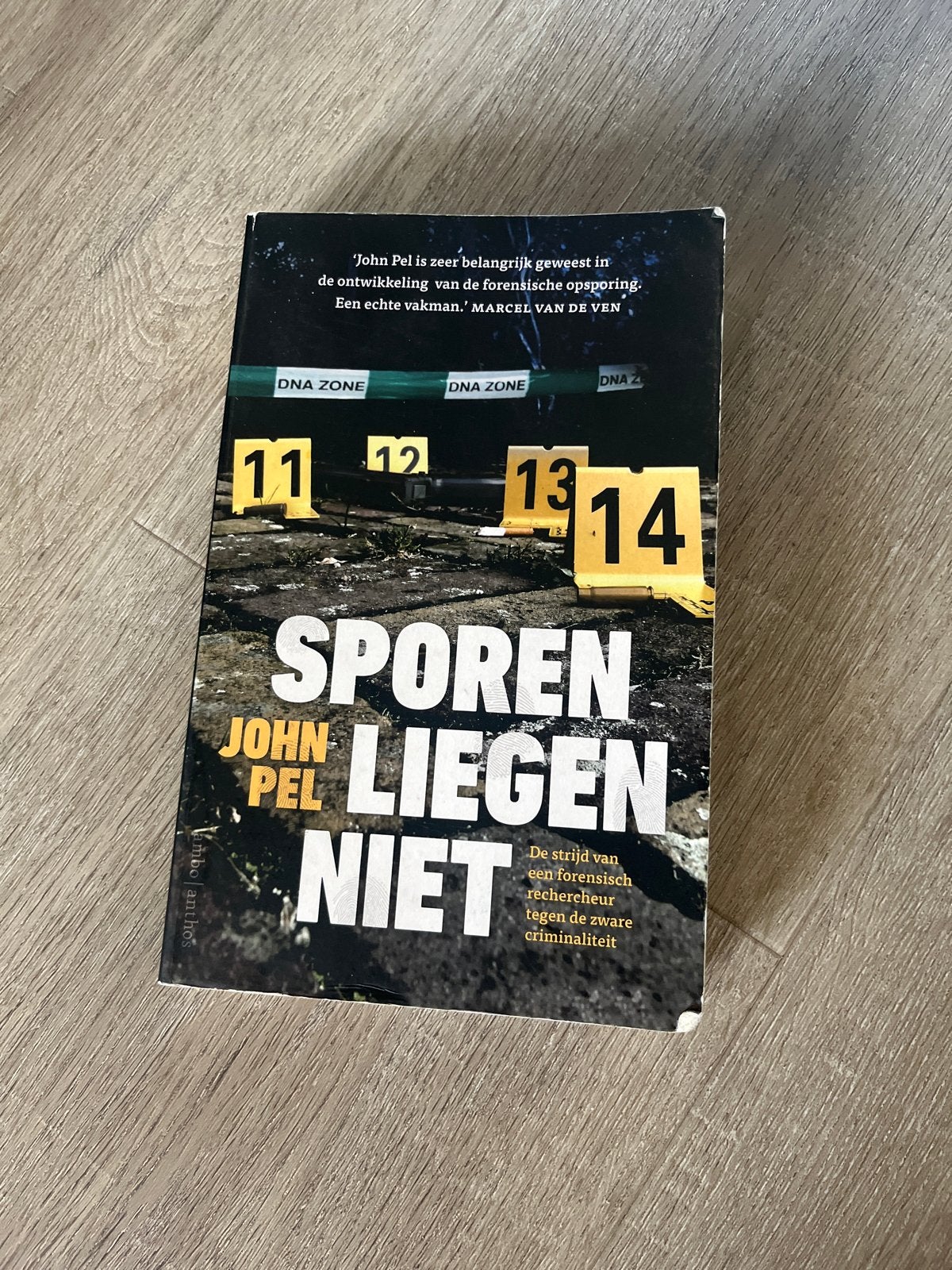 Sporen Liegen Niet - John Pel (forensisch onderzoek), Ophalen, Gelezen