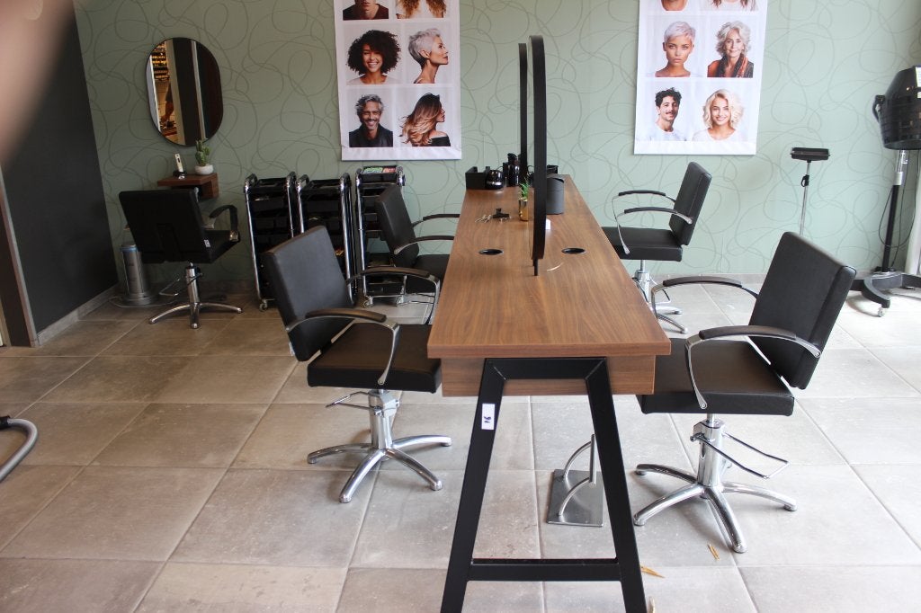 Complete kapperszaak onder de Hamer, Diensten en Vakmensen, Kappers en Thuiskappers, Bruidskapsels, Dreadlocks of Vlechten, Hairextensions