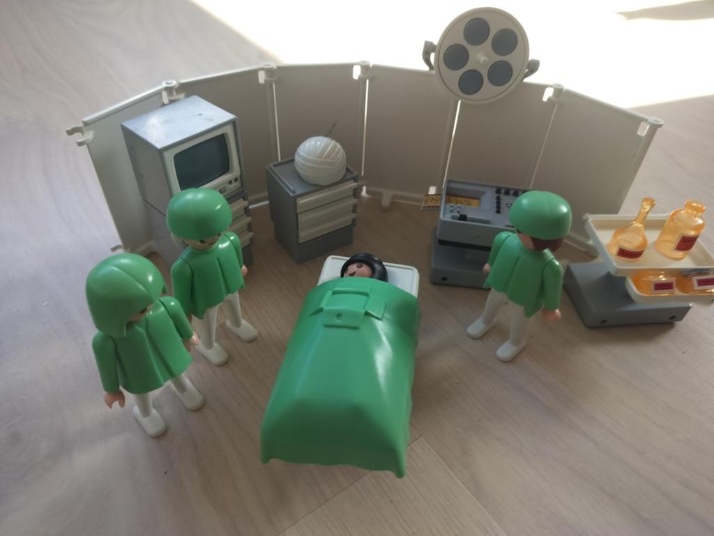 Playmobil Operatiekamer met Figuren en Accessoires, Ophalen of Verzenden, Gebruikt, Jongen of Meisje