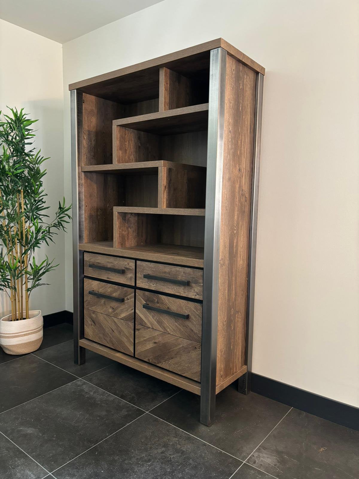 Industriële vakkenkast / dressoir met 4 lades, Huis en Inrichting, Ophalen, 100 tot 150 cm, Zo goed als nieuw, Metaal