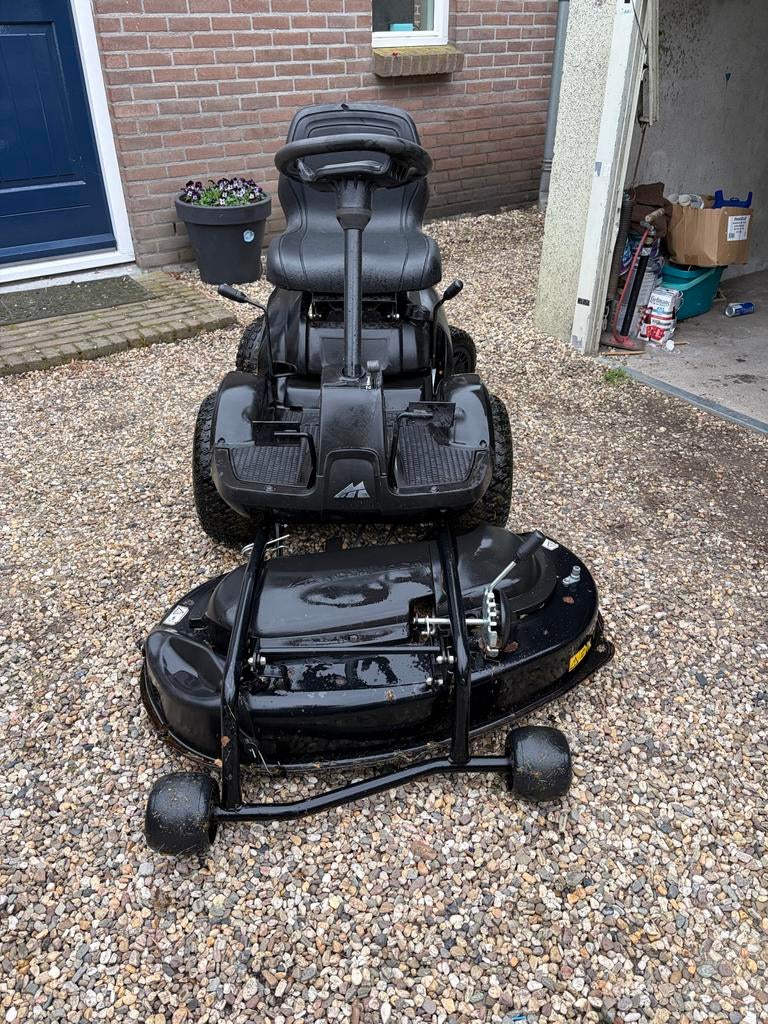 Zitmaaier McCulloch M105-97F - Compact en Krachtig, Tuin en Terras, Zitmaaiers, Ophalen, Gebruikt, Versnellingen, 90 tot 120 cm