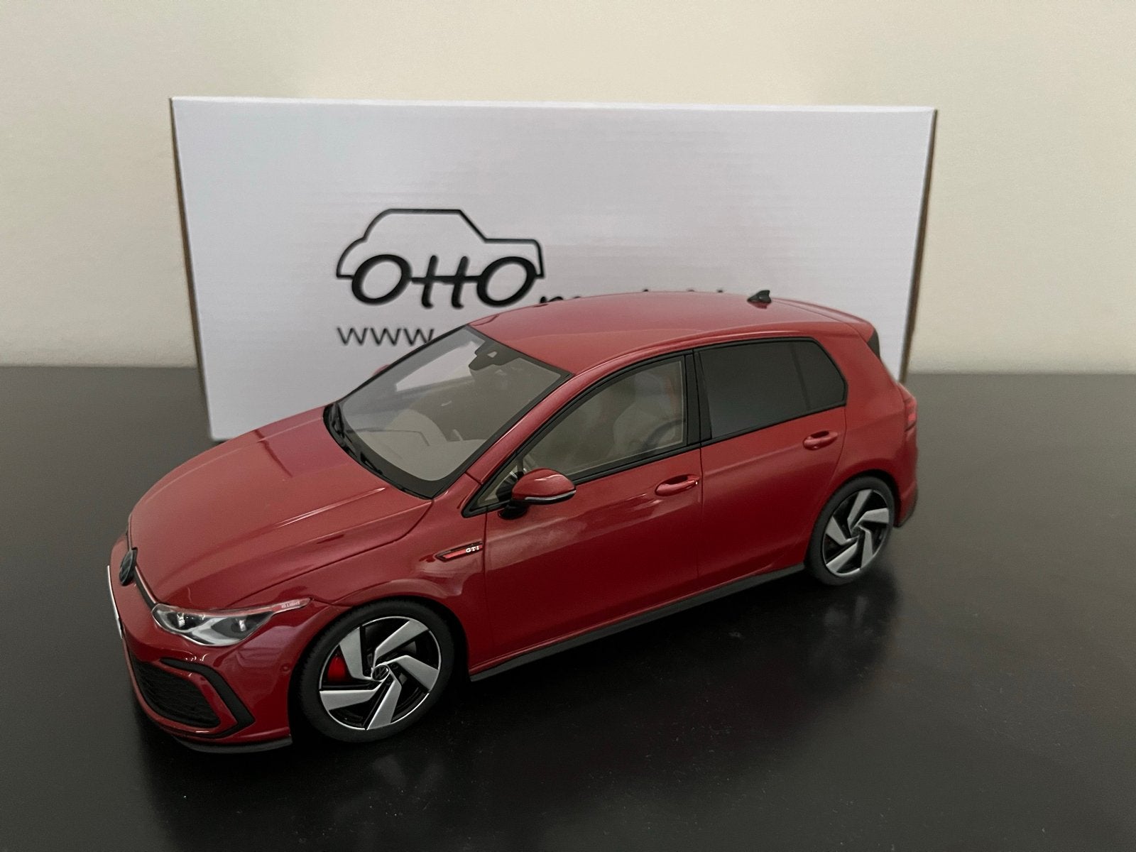 VW Golf 8 GTI Schaalmodel 1:18 - OttOMobile OT405, Ophalen of Verzenden, Nieuw, Auto, OttOMobile