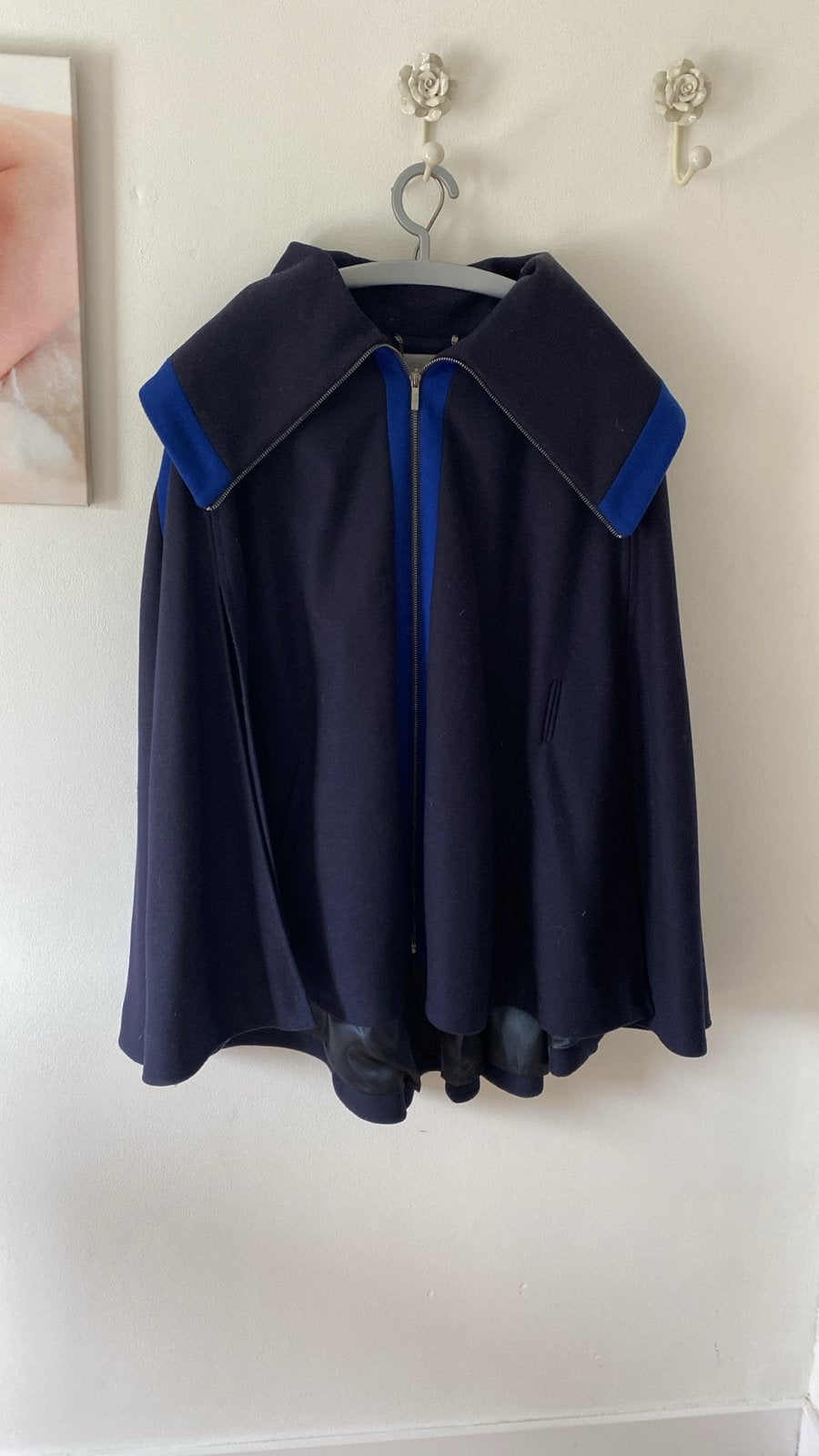 Mart Visser Cape Jas Donkerblauw met Kobaltblauw L/XL, Kleding | Dames, Ophalen of Verzenden, Zo goed als nieuw, Maat 42/44 (L)