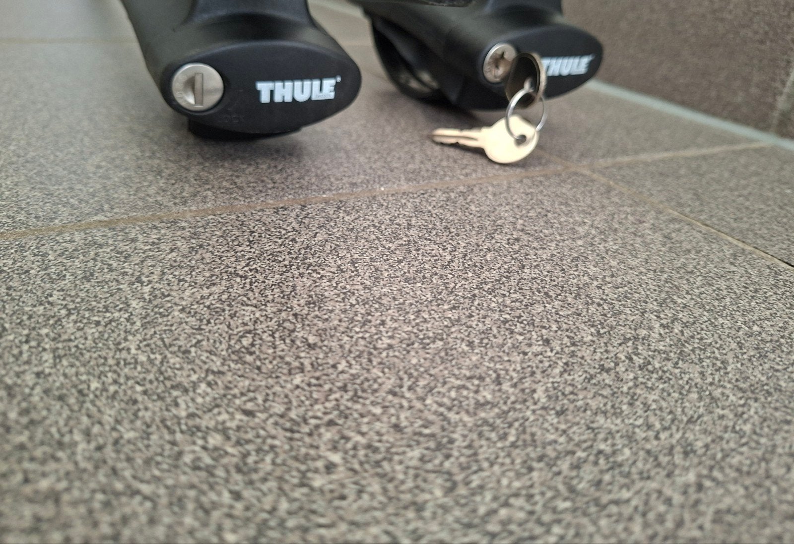 Thule rapid universeel voor wagens met open dakrails, Ophalen, Zo goed als nieuw