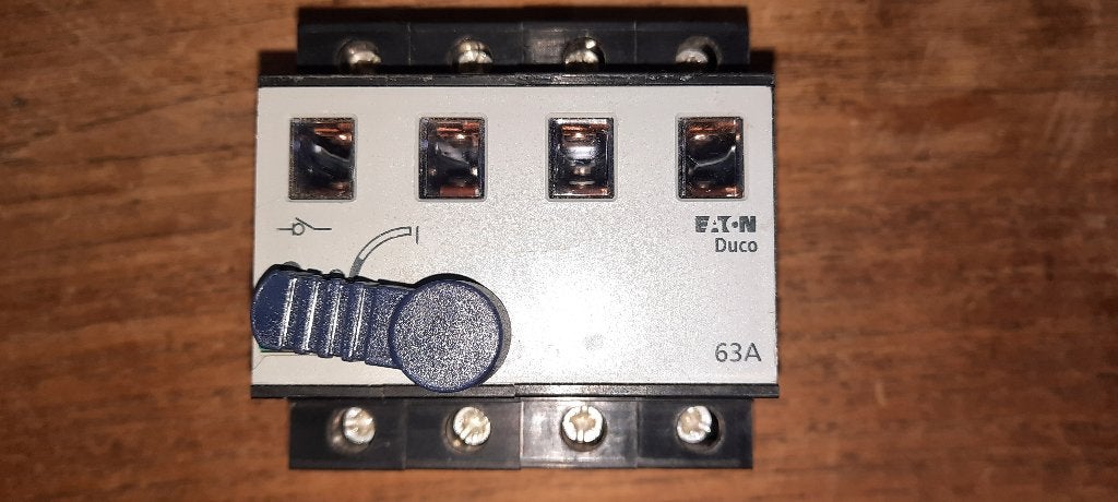 Eaton duco dmv63-4 schakelaar, Hobby en Vrije tijd, Ophalen of Verzenden, Zo goed als nieuw