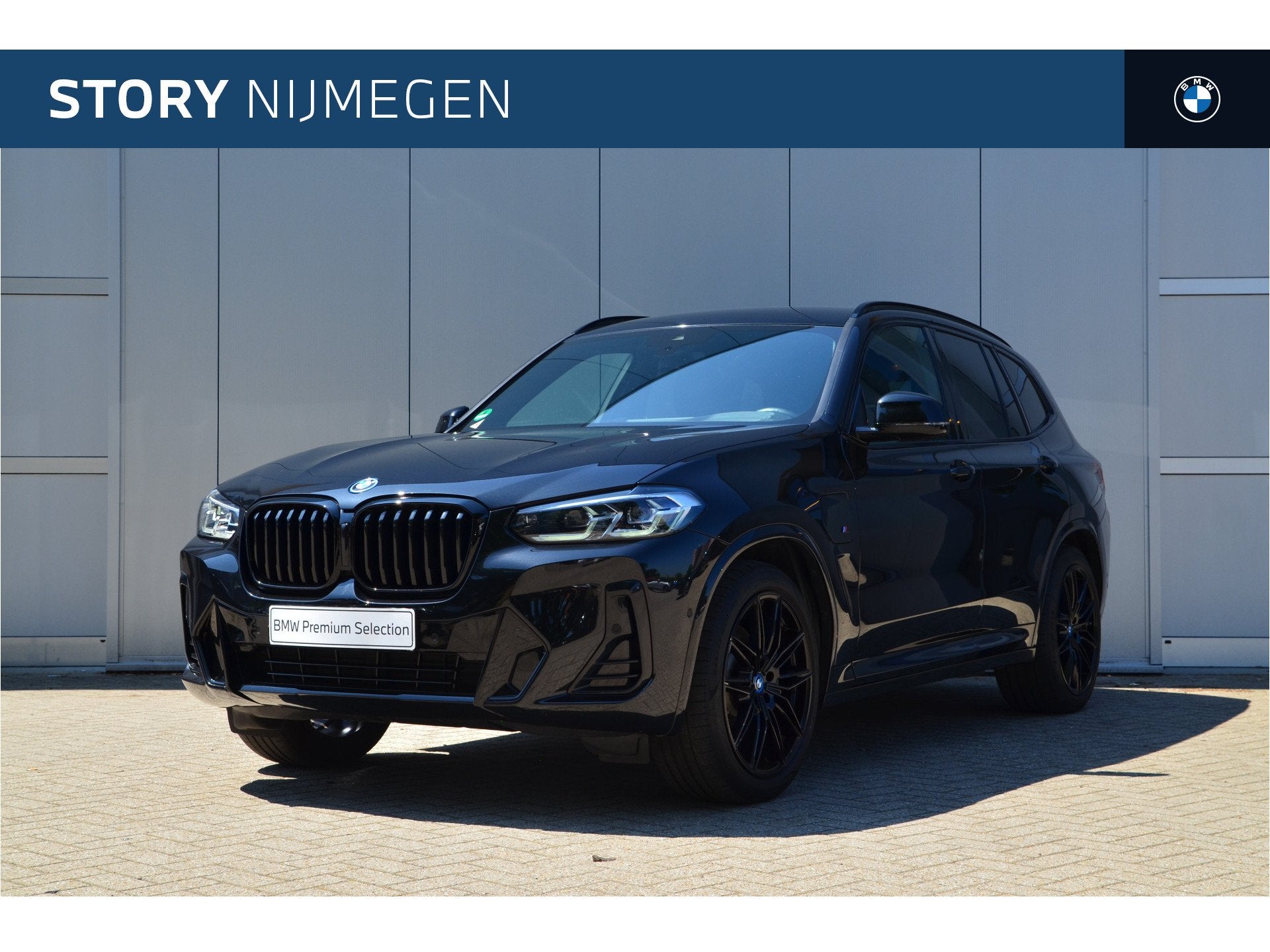 BMW X3 xDrive30e M Sport Automaat / Trekhaak / Achteruitrijc, Auto's, BMW, 1998 cc, Gebruikt, Automatische klimaatregeling, Zwart
