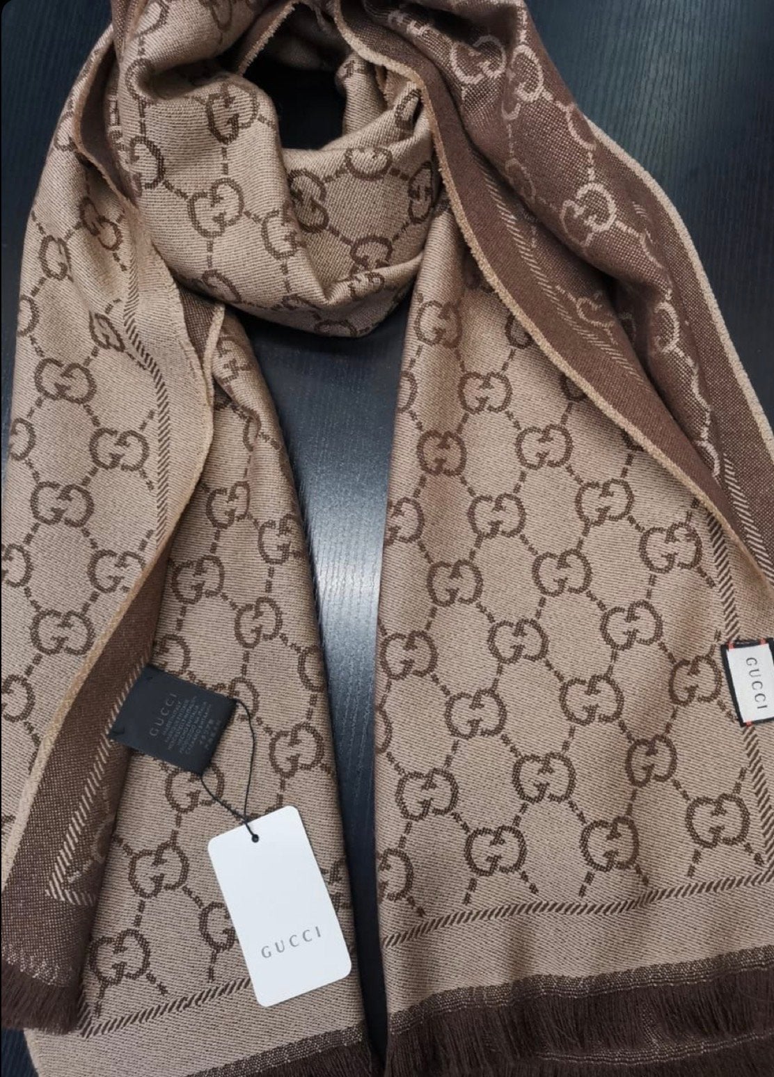 Gucci Sjaal Bruin Monogram - Nieuw met labels, Ophalen of Verzenden, Nieuw, Maat 38/40 (M), Sjaal