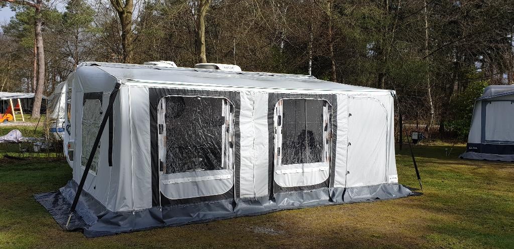 Dethleffs vari 580, Caravans en Kamperen, Caravans, Particulier, tot en met 6, 1500 - 2000 kg, Rondzit, Dethleffs, Hefbed, Omvormbare zithoek