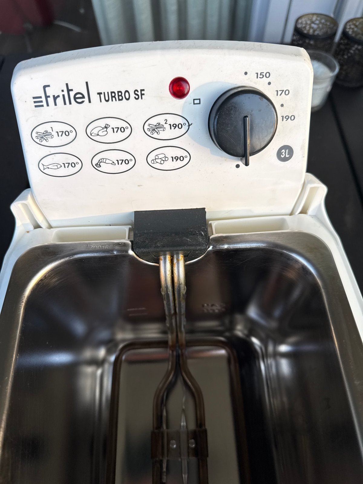 Fritel Turbo SF Friteuse 3L - Wit, Witgoed en Apparatuur, 2 tot 3 liter, Ophalen, Gebruikt, Uitneembare binnenpan