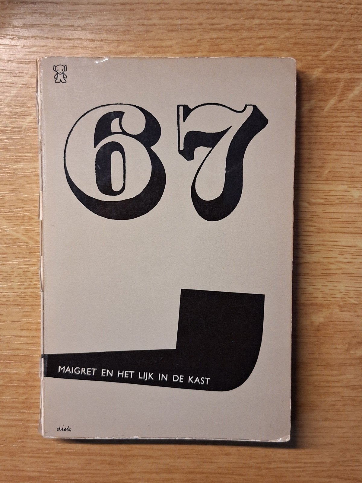 Maigret en het lijk in de kast - Georges Simenon, Ophalen of Verzenden, Gelezen, Georges Simenon