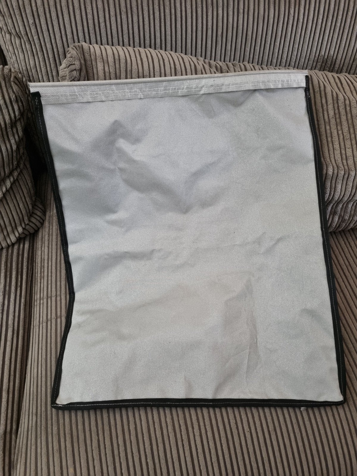 Raamluifel op maat voor Hobby 400 SFE eindkeuken (52x63 cm), Ophalen of Verzenden