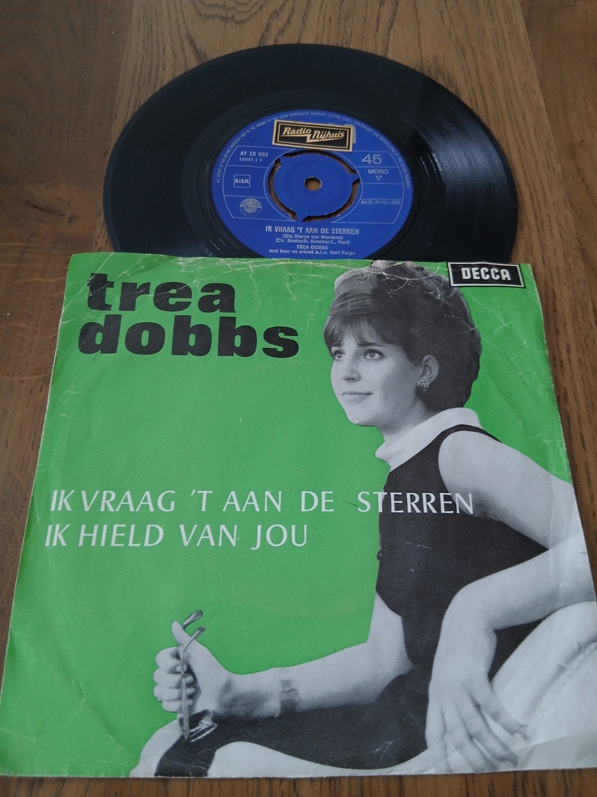 VINYL SINGLE    TREA DOBBS  1964, Overige formaten, Ophalen of Verzenden, Zo goed als nieuw, Levenslied of Smartlap