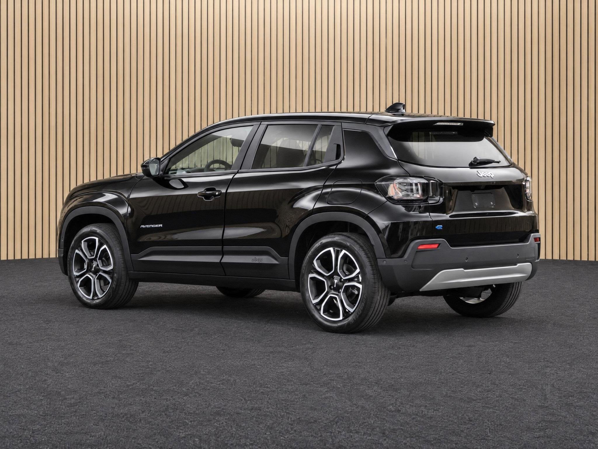 Jeep Avenger Summit 54 kWh VOORRAAD KORTING, Auto's, 12 maanden, 394 km, 334 min, 156 pk