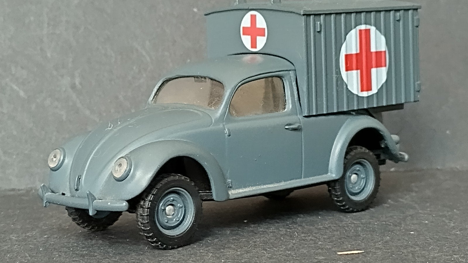 Volkswagen Vw typ 83 Ambulance 1:43 Vitesse Pol, Overige merken, Auto, Verzenden, .
