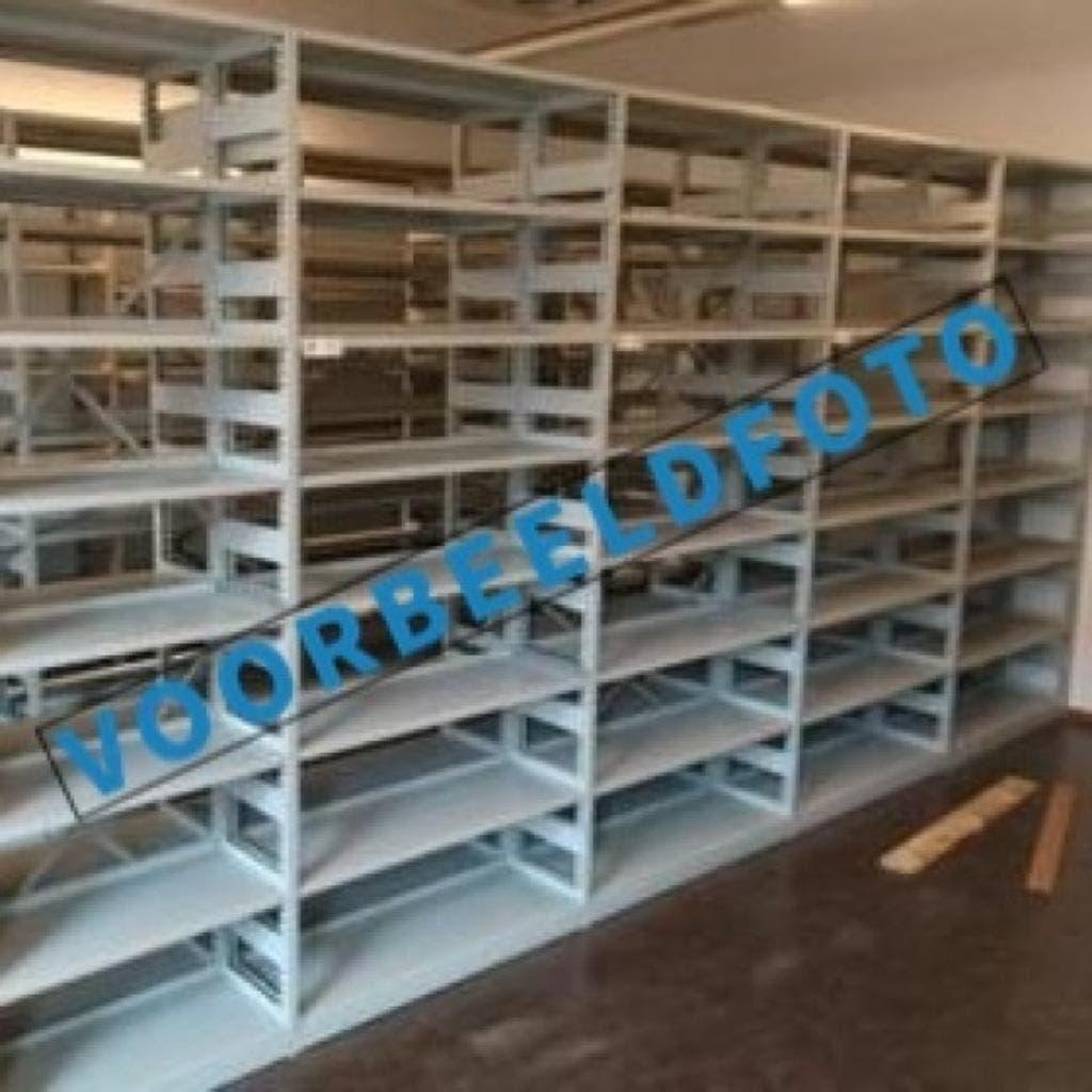 Diverse metalen legbordstelling stelling stellingkasten, Huis en Inrichting, Kasten | Stellingkasten, Ophalen, Gebruikt