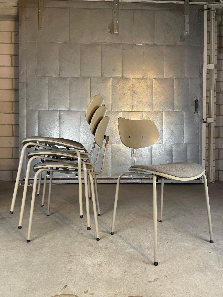 Wilde+Spieth Se68 chair gestoffeerd (voorraad: meerdere), Huis en Inrichting, Ophalen, Gebruikt, Hout, X