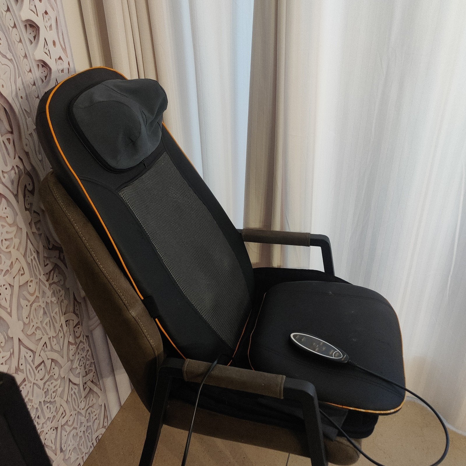Medisana Shiatsu Massagestoel Opzetstuk met Warmte, Sport en Fitness, Massageproducten, Ophalen