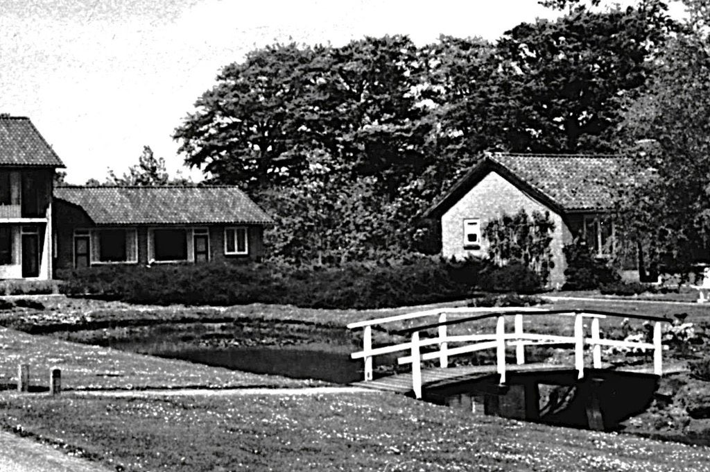 805693	Buitenpost	Fr 1980 Herbranda Wederopbouw	Gelopen, Ophalen of Verzenden, 1960 tot 1980, Gelopen, Friesland