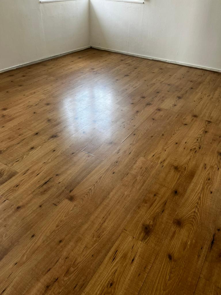 Laminaat gratis op te halen, Ophalen, 50 tot 150 cm, Zo goed als nieuw, 10 m² of meer