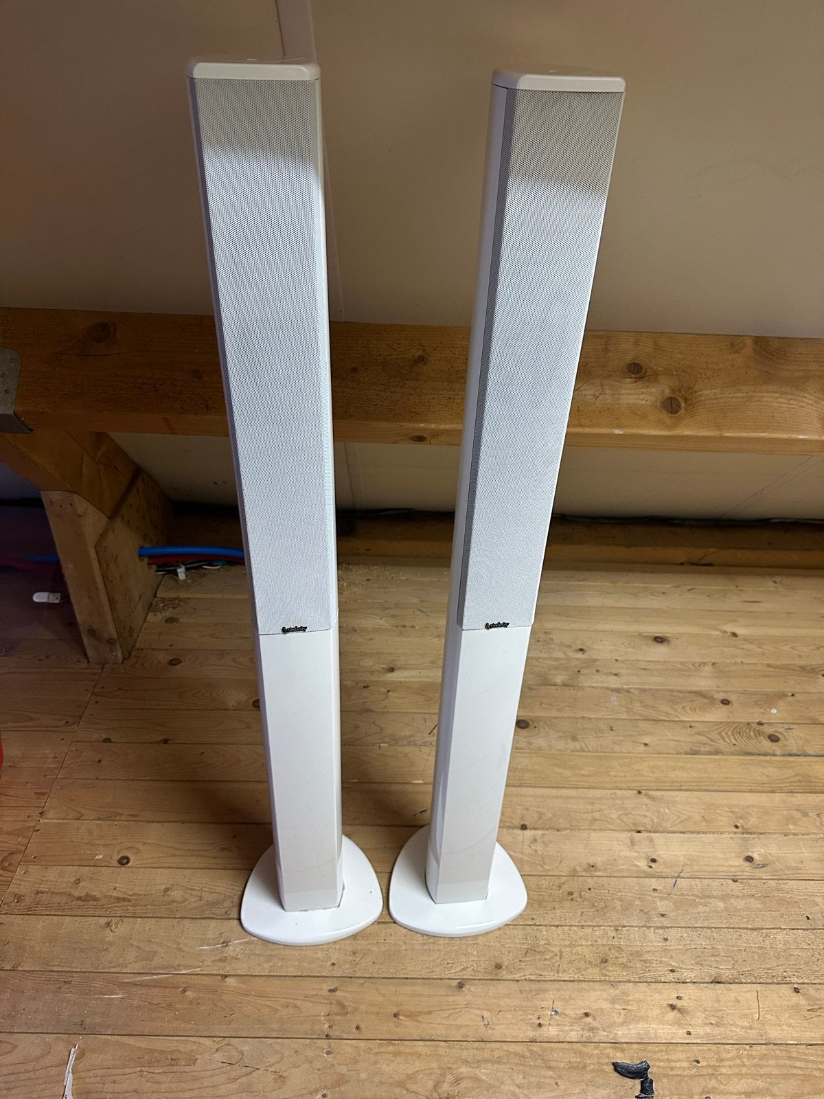 Infinity TSS-SAT 4000 Vloerstaande Luidsprekers Wit, Ophalen, Vloerstaande luidspreker, Zo goed als nieuw, Geschikt voor surround/home cinema